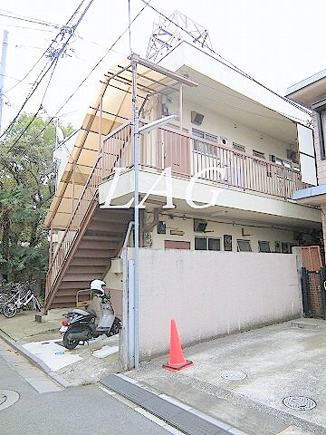 松しま荘 外観です。