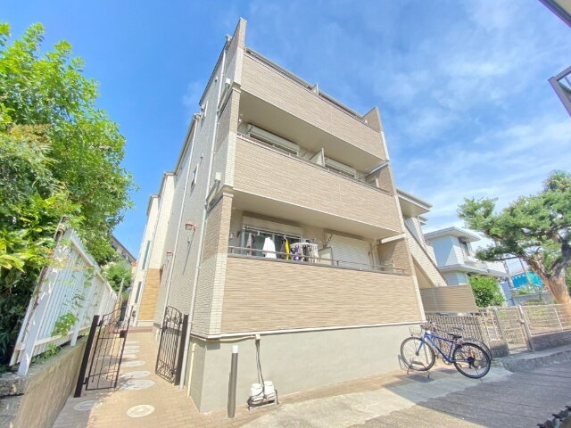 プレシャス本中山