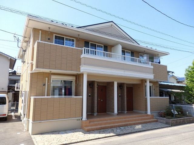 ノーブル　川内　ＩＩＩ番館