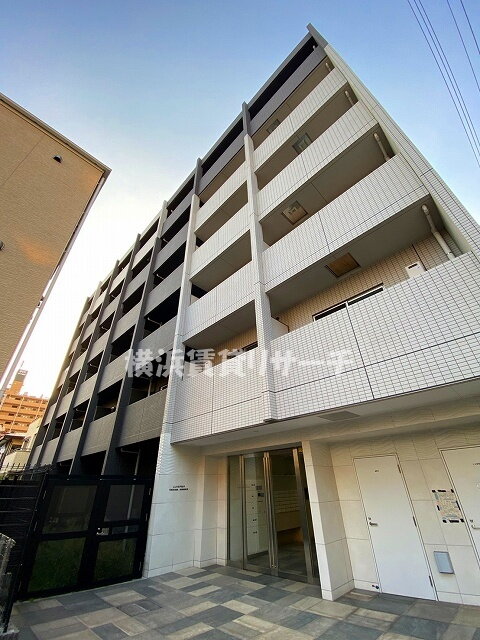 ＬＵＸＥＡＥＲ　ＹＯＫＯＨＡＭＡ　ＮＡＭＡＭＵＧＩ