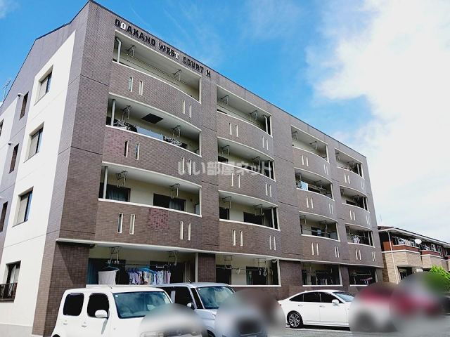 ＷＥＳＴ　ＣＯＵＲＴ　Ｎ棟