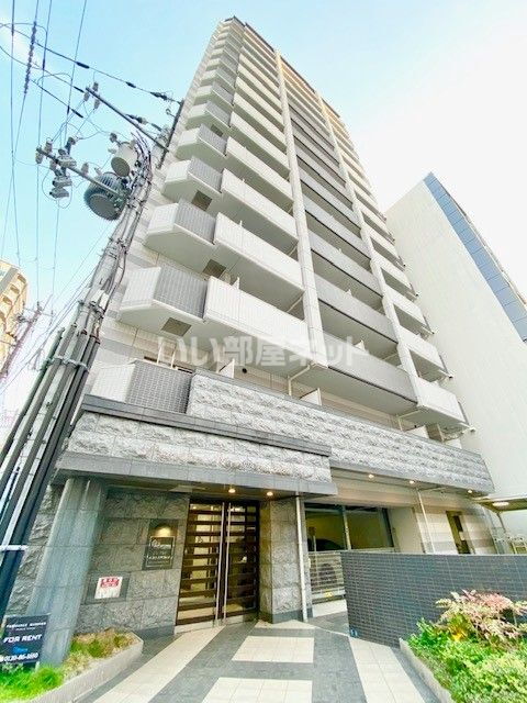 プレサンスみなと元町駅前