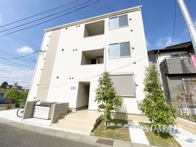 ベルデタンテ大宮公園 3階建てアパート！