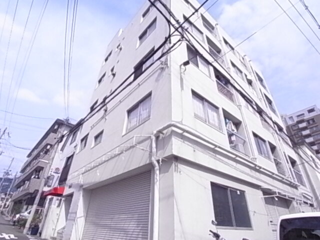 ベースワン