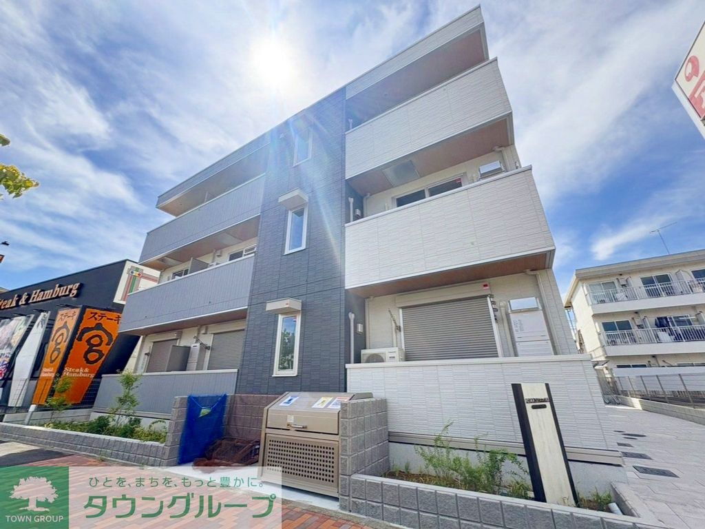 ティアラ ★お部屋探しは株式会社タウンハウジング東京まで★