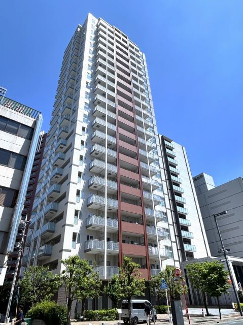 ＴＨＥ　ＯＭＩＹＡ　ＴＯＷＥＲＳ