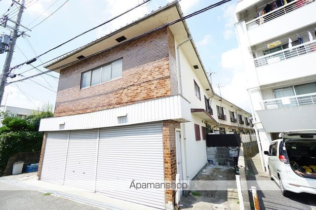 大石貸家（千里丘下）