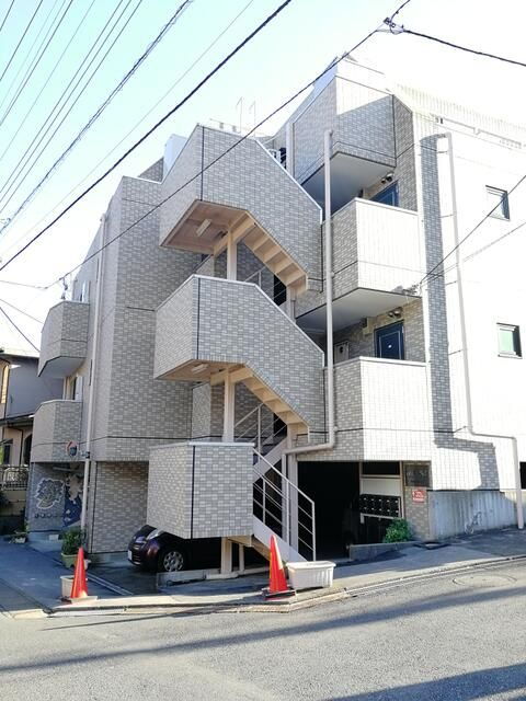 アーク・パル おしゃれな外観です