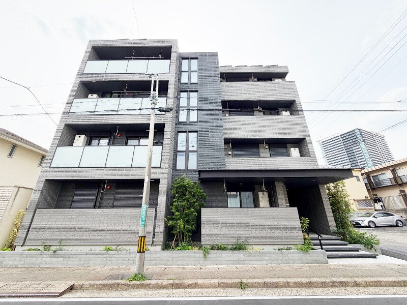 フェリチタ岸町