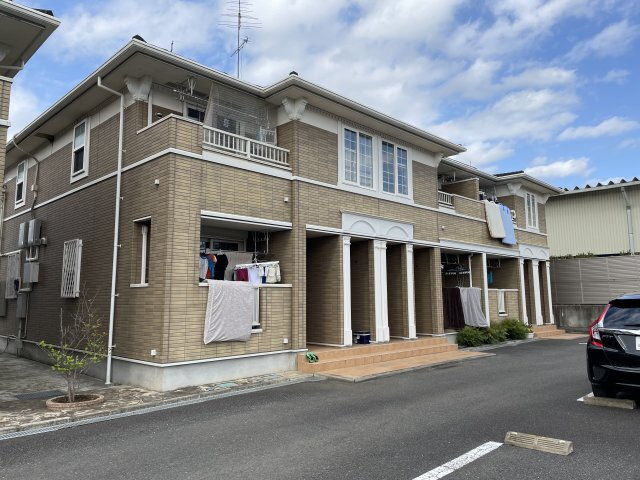 トムトックＩＩ 外観です