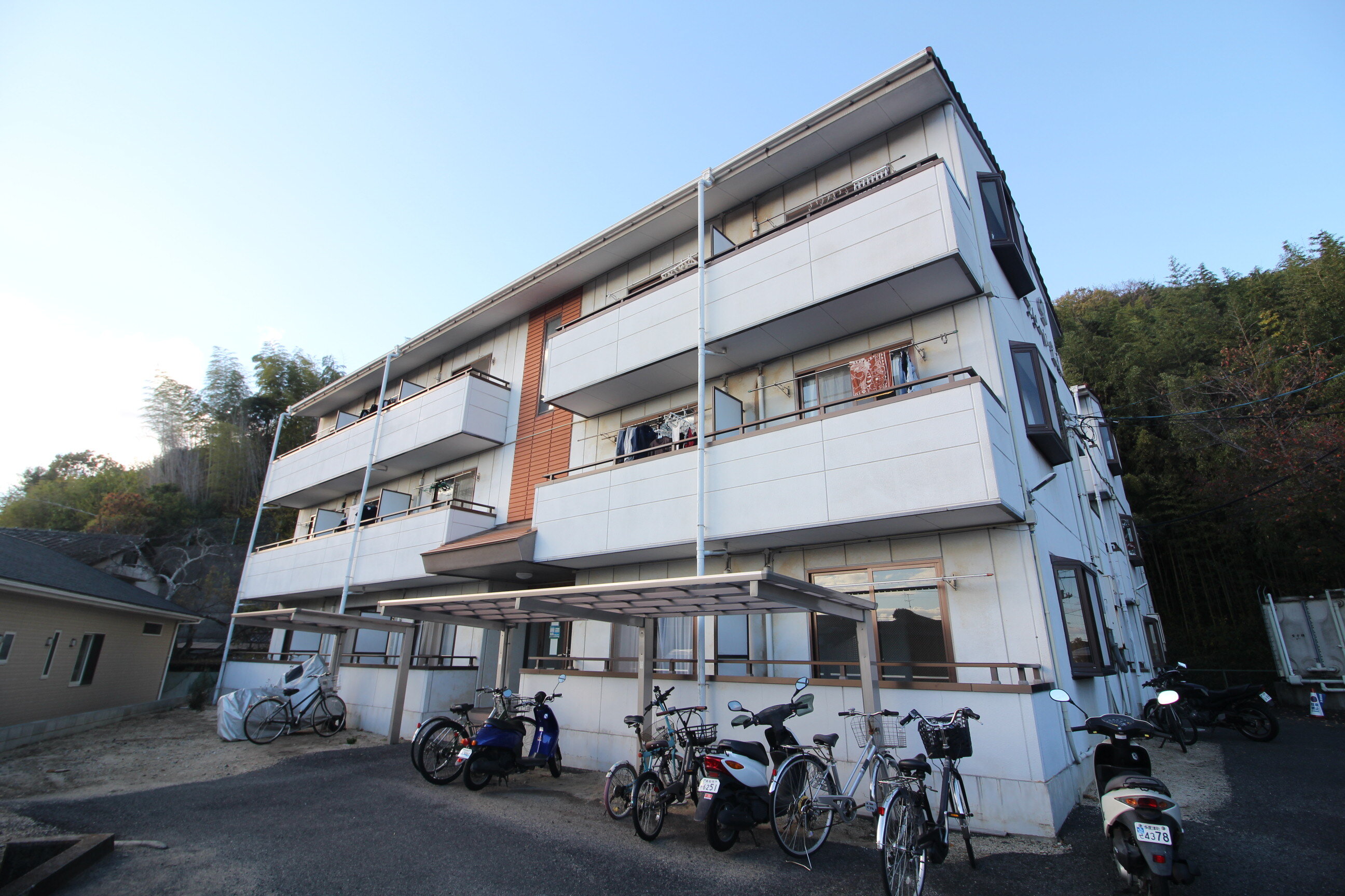 プリード遠藤Ｂ棟 インターネット無料・都市ガス！