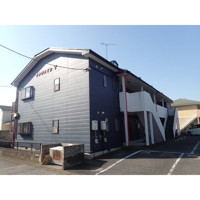 サンワハイツ７号棟 外観は落ち着いています