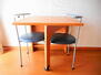レオパレスアンシャンテ　ひろ テーブルは折り畳み式です