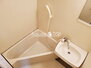 メゾン甲子園ＥＡＳＴ 洗面台付きの浴室