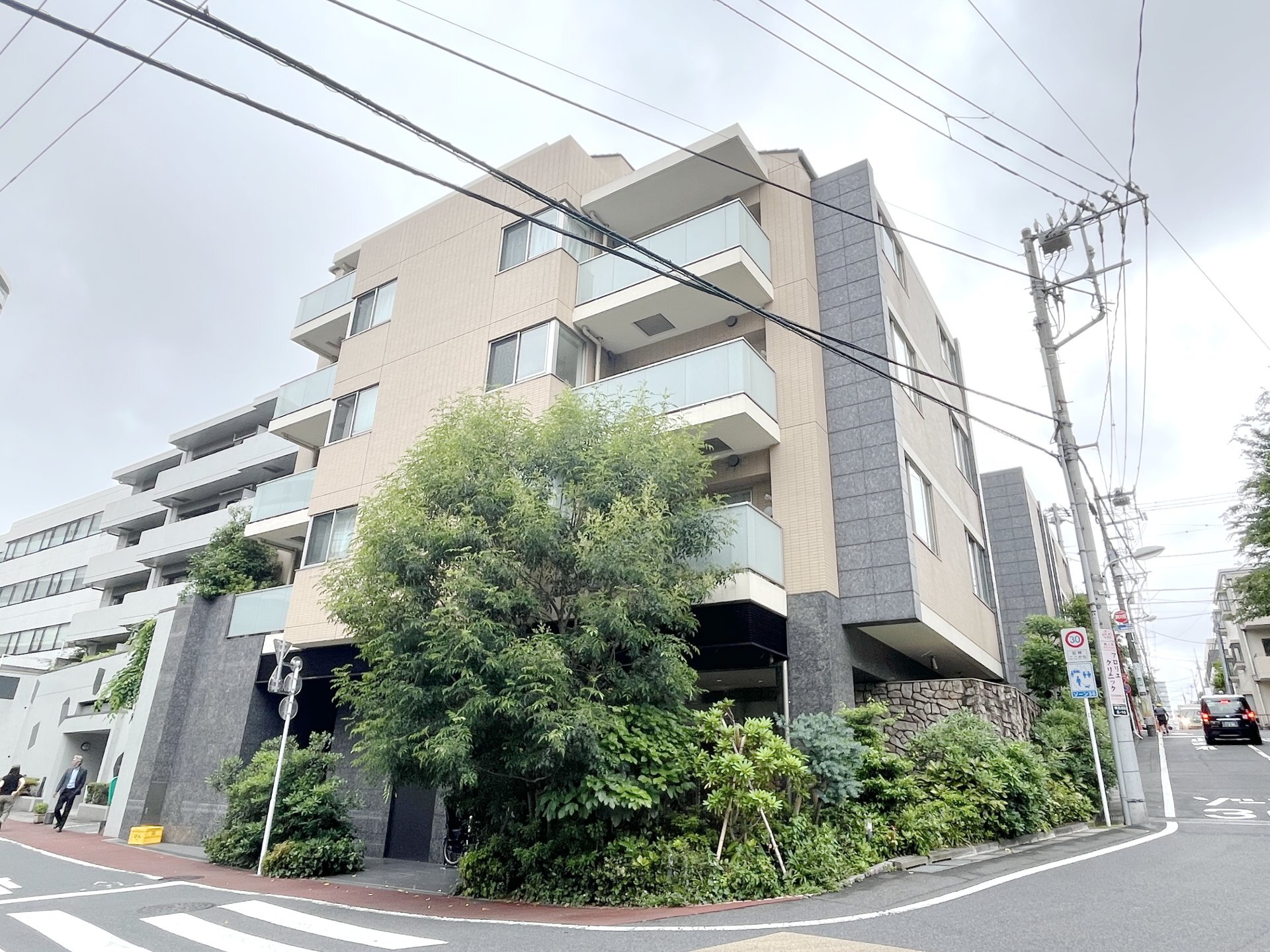 コンフォール池田山