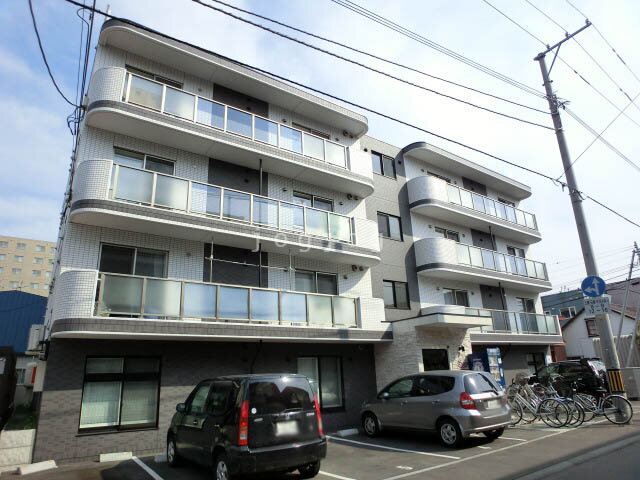 アレックス美園