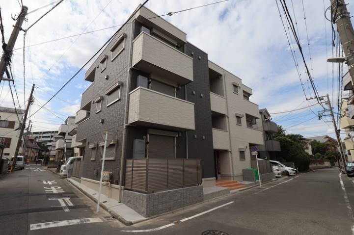 Ｄーｒｏｏｍ塚越