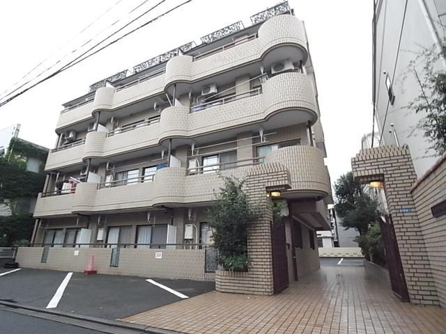 ヴィラ・サンベルナール新宿 おしゃれな外観です