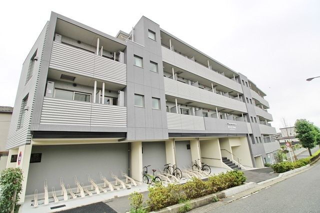 Ｂｅｖｅｒｌｙ　Ｈｏｍｅｓ　下赤塚