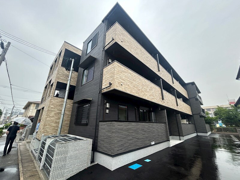 ヒカルサ尼崎神崎町