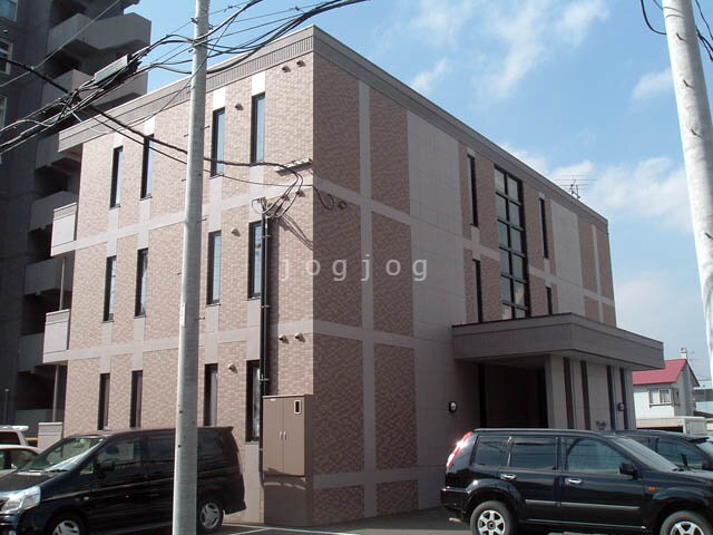 ビッコロ上町