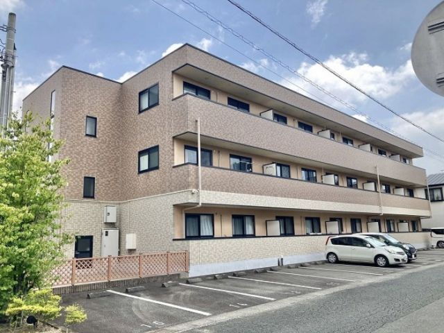 Ｄーｒｏｏｍ高丘西