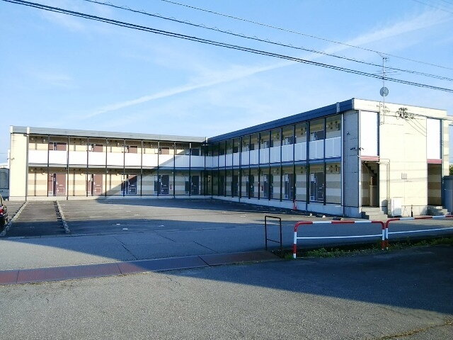 レオパレスボヌール