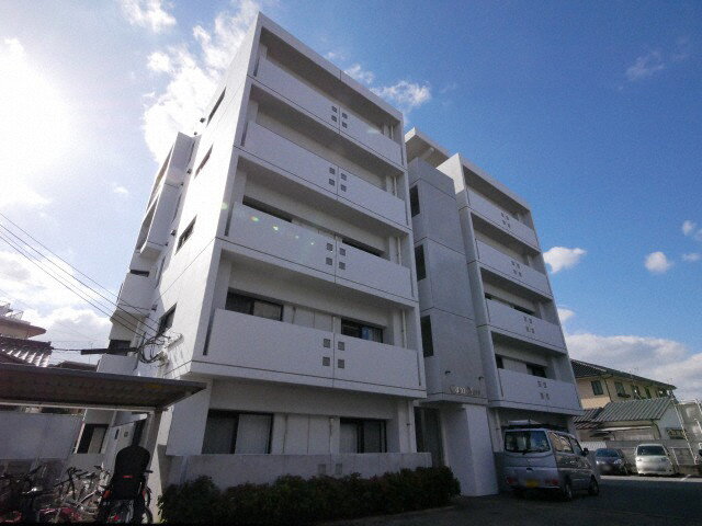 カーサマリー