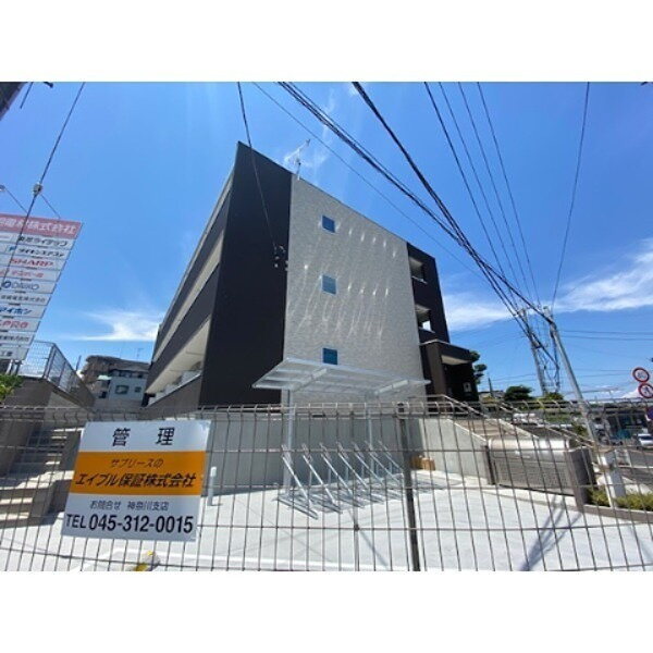 橋本駅徒歩10分で通勤通学便利です。