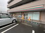 西八幡２丁目住宅２Ｆ セブンイレブン平塚東八幡1丁目店（コンビニ）まで370m