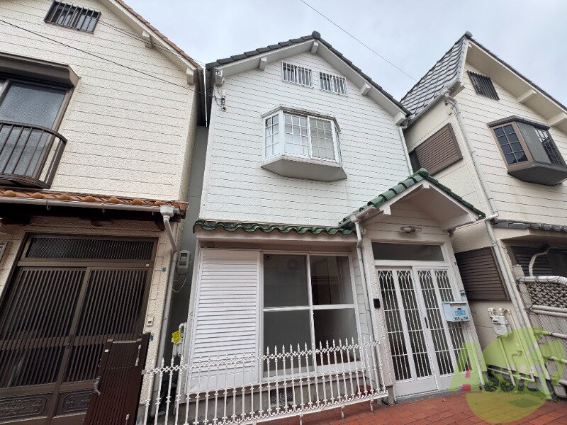 離宮前町１丁目貸家