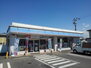 ヌーベル・シャトウＨ ローソン丸亀郡家町店（コンビニ）まで900m