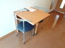 レオパレス萩野Ｋ．Ｓ．Ｔ．Ｍ 折り畳みテーブルと椅子2脚