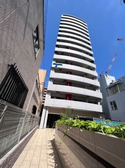 セレニテ中崎町リアン