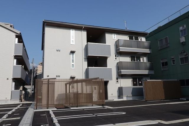 Ｄ－ＲＯＯＭ福住　Ｂ棟