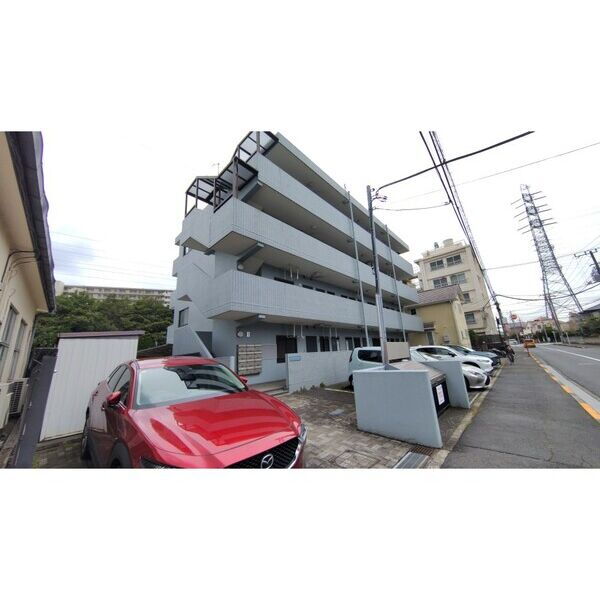 アーサヒルズ