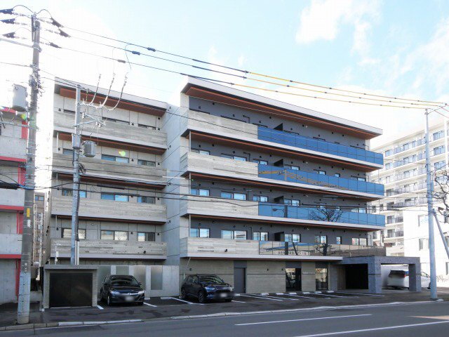 Ｓ－ＲＥＳＩＤＥＮＣＥ二十四軒ａｖｅｌｉｓ