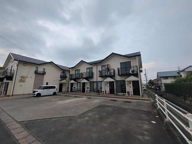 イクシオンＩＩＩ