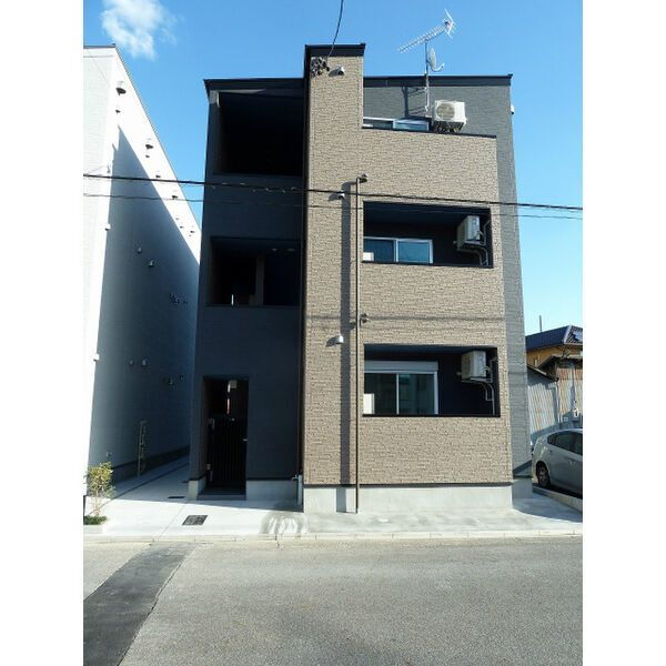 Ｎ＆Ａ　ｈｏｍｅ　露橋（エヌアンドエーホームツ