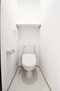Ｍａｎｄａｒｉｎｏ　Ｐｅｓｃａ（マンダリーノ・ペスカ） 温水洗浄便座付きのトイレです。