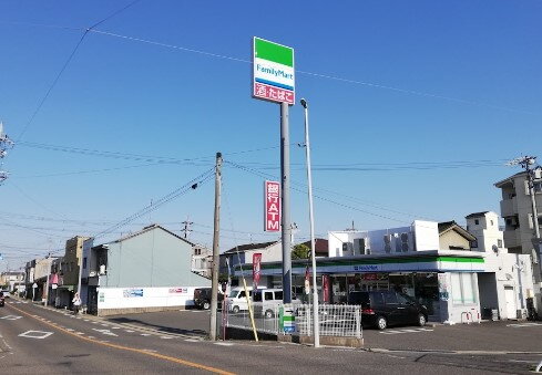 ＦＳあじまテラス ファミリーマート 東あじま三丁目店（コンビニ）まで492m