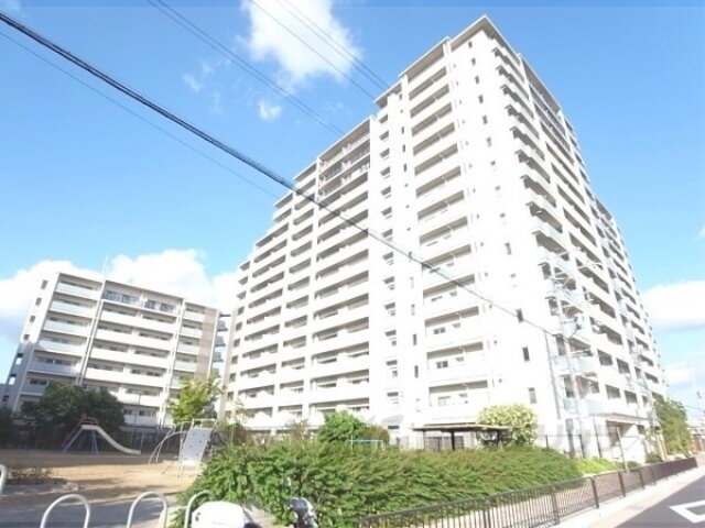 京都桂川つむぎの街グランスクエア 1階 4LDK 賃貸物件詳細