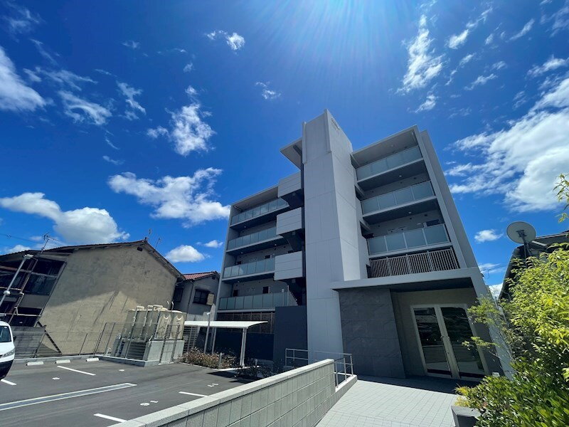 クローバー英賀保駅前