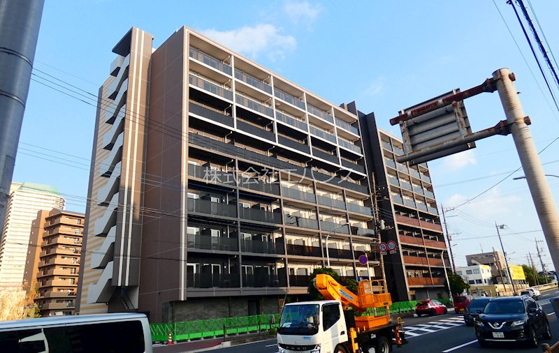 ＬＩＭＥ　ＲＥＳＩＤＥＮＣＥ　ＫＡＷＡＧＵＣＨＩ　ＥＡＳＴ