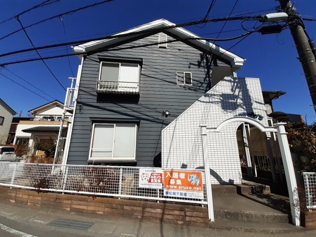ミクターハイツ 外観です