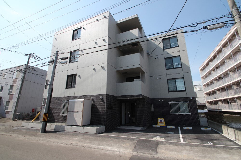 Ｃｉｅｌ　Ｓｅｒｅｉｎ円山　（シエルスラン円山）