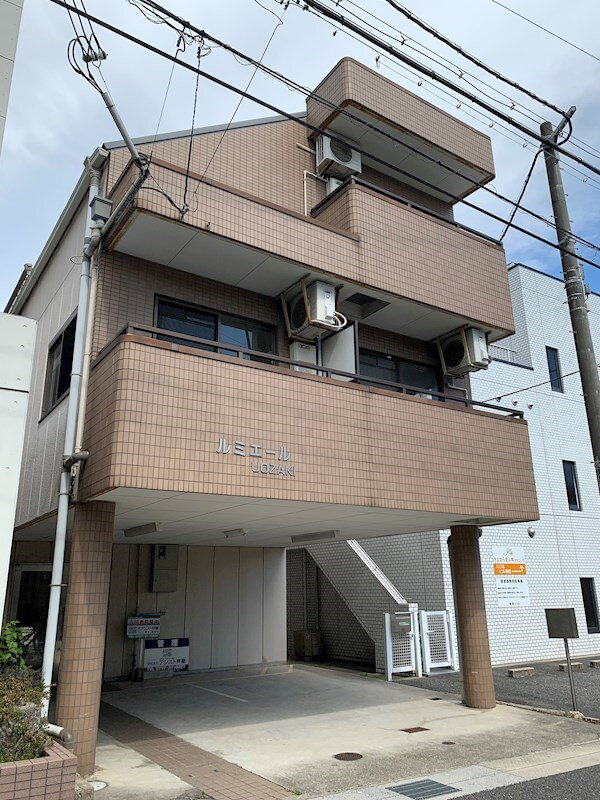 ルミエールＵＯＺＡＫＩ