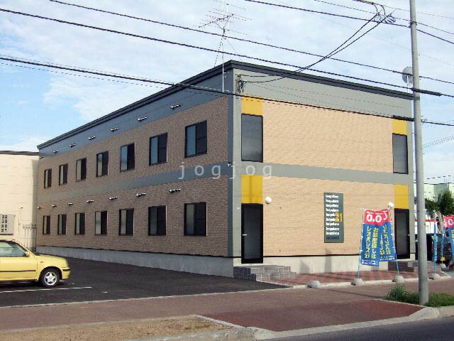 レオパレスエカリミア 1K 賃貸(賃貸マンション・アパート)