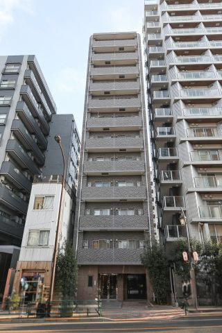 スカイコート目黒壱番館 おしゃれな外観です