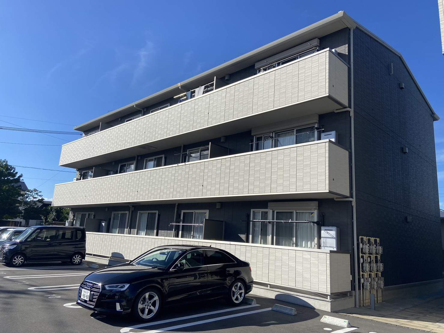 メゾンドール東谷山　Ａ棟